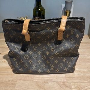 Authentic Louis Vuitton Cabas Piano Monogram Bag. VI0033